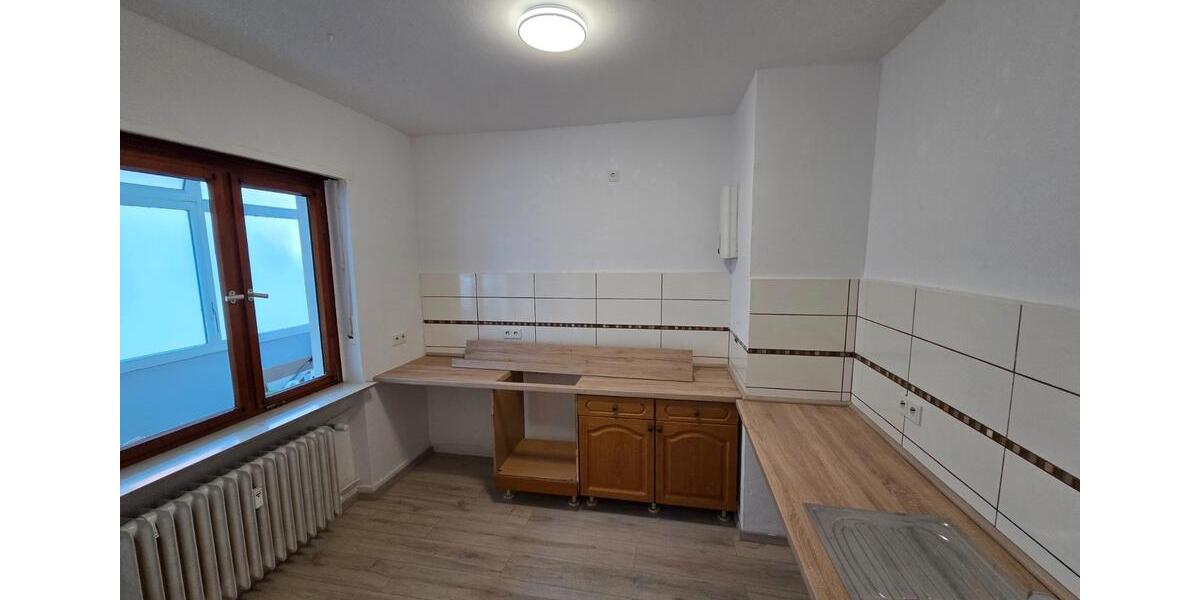 Etagenwohnung Saarbrücken Neue Bremm - 3 Zimmer, 80 m&sup2;, 760&euro; | Angebot:26689396
