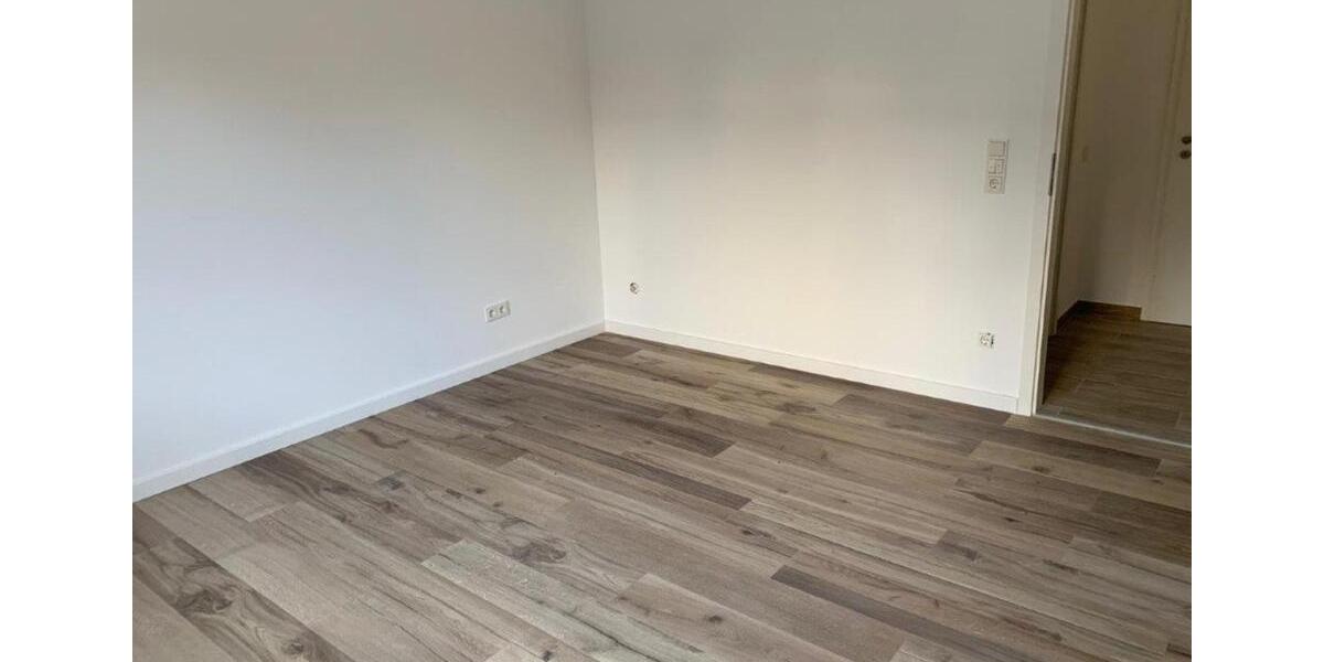Erdgeschoßwohnung Sankt Ingbert - 3.5 Zimmer, 103 m&sup2;, 825&euro; | Angebot:25942085
