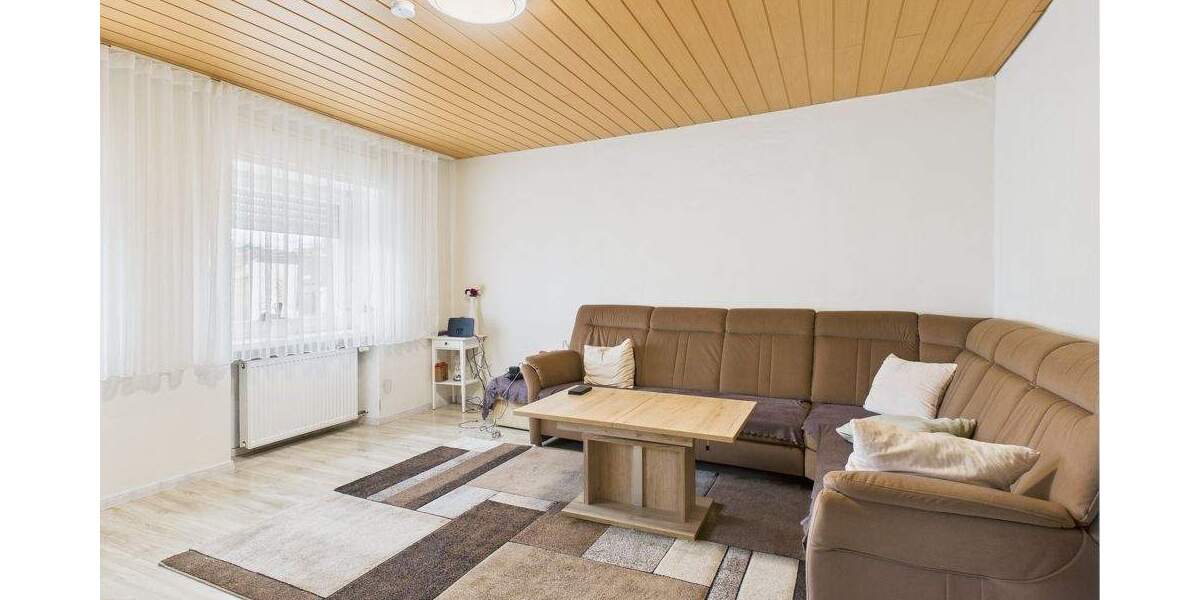 Mehrfamilienhaus, Wohnhaus Eppelborn / Wiesbach Wiesbach - 7 Zimmer, 239 m&sup2;, 220.000&euro; | Angebot:25687894