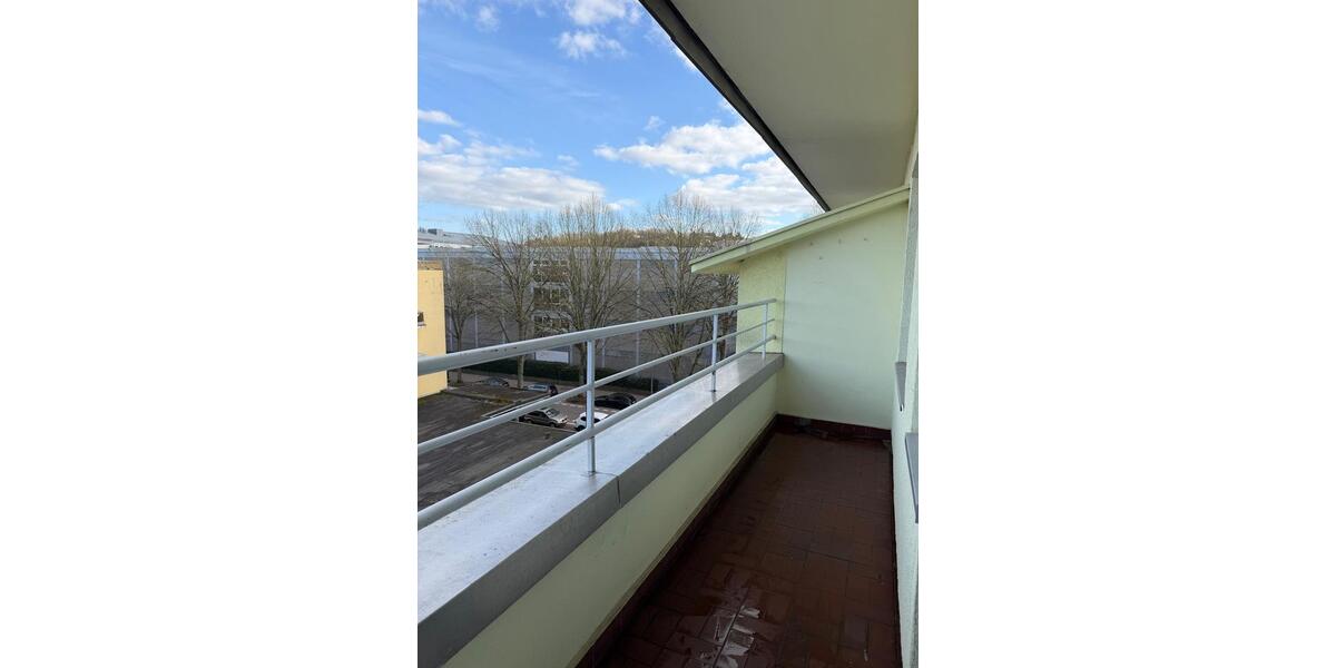 Etagenwohnung Saarbrücken Neue Bremm - 2.5 Zimmer, 64 m&sup2;, 500&euro; | Angebot:25553132