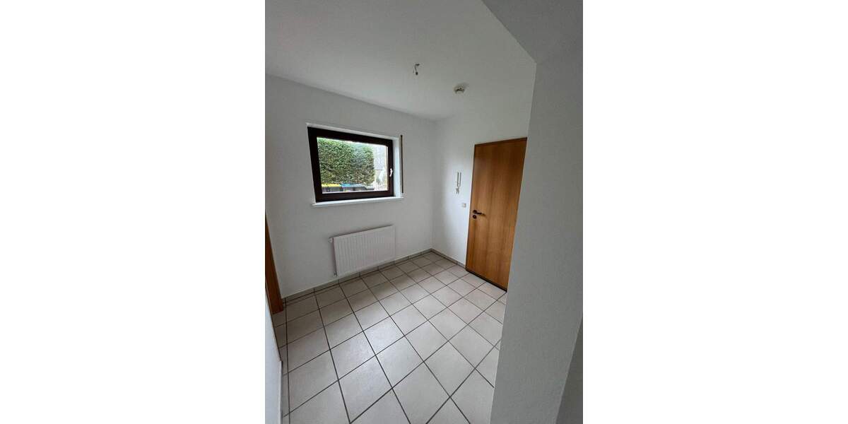 Etagenwohnung Völklingen Stadtmitte - 2 Zimmer, 73 m&sup2;, 570&euro; | Angebot:25683669