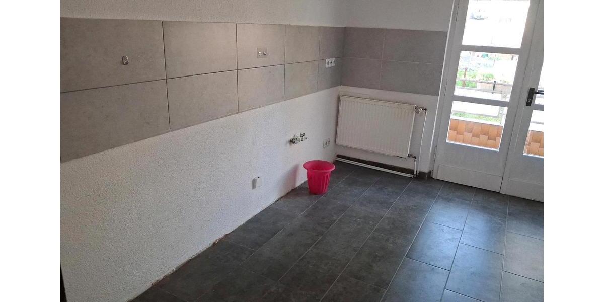 Etagenwohnung Völklingen - 3 Zimmer, 90 m&sup2;, 870&euro; | Angebot:25856538