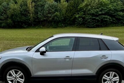 Audi Q2 8.000 km 27.490 &euro; Rehlingen-Siersburg 66780
