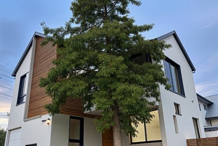 Top-Renditeobjekt: 5 Wohneinheiten im historischen Schulhaus mit großem Entwicklungspotenzial - Haus Althornbach Bödingerhof | Angebot:24700023