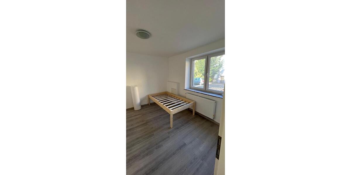 Mehrfamilienhaus, Wohnhaus Püttlingen - 8 Zimmer, 185 m&sup2;, 429.000&euro; | Angebot:26039301