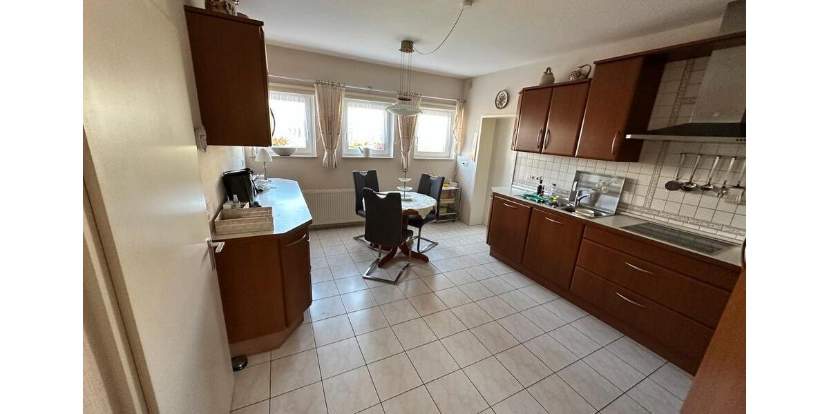 Bungalow Schiffweiler - 9 Zimmer, 159 m&sup2;, 269.000&euro; | Angebot:26711169