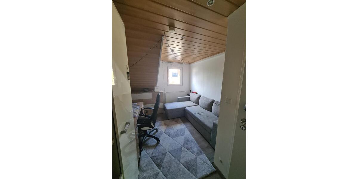 Reihenhaus Dillingen (Saar) - 7 Zimmer, 120 m&sup2;, 205.000&euro; | Angebot:25357278