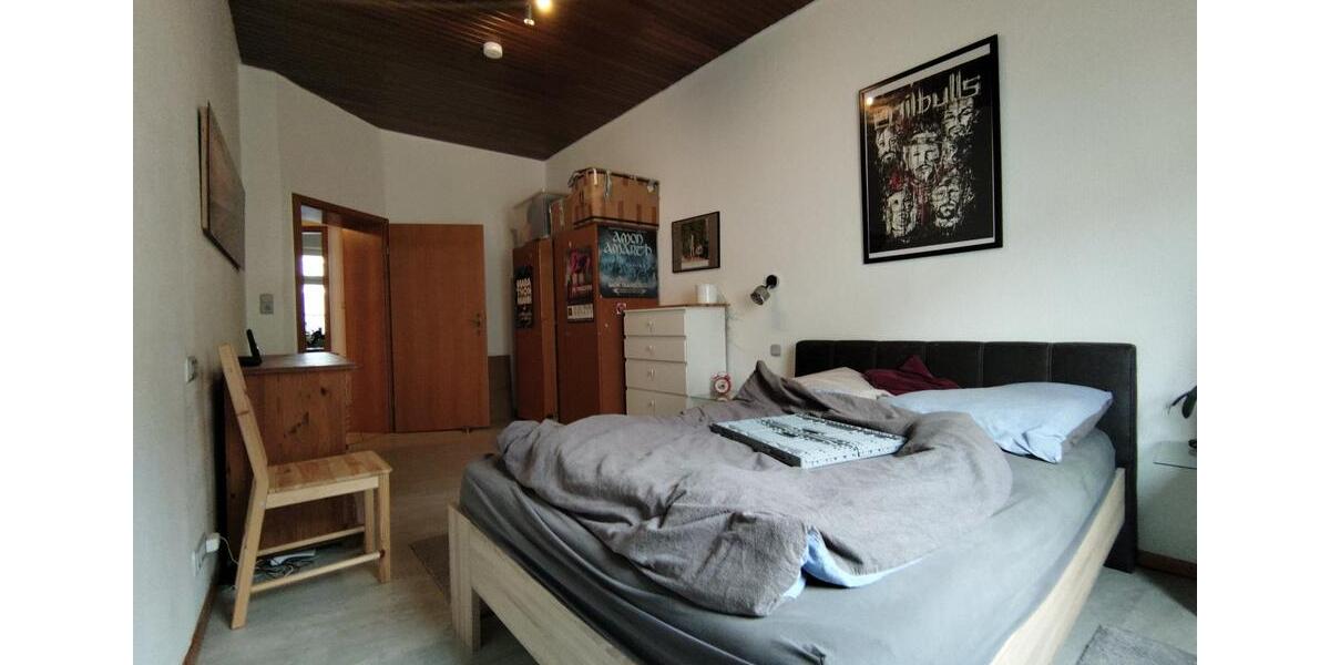 Etagenwohnung Saarbrücken Neue Bremm - 3 Zimmer, 95 m&sup2;, 850&euro; | Angebot:26536062