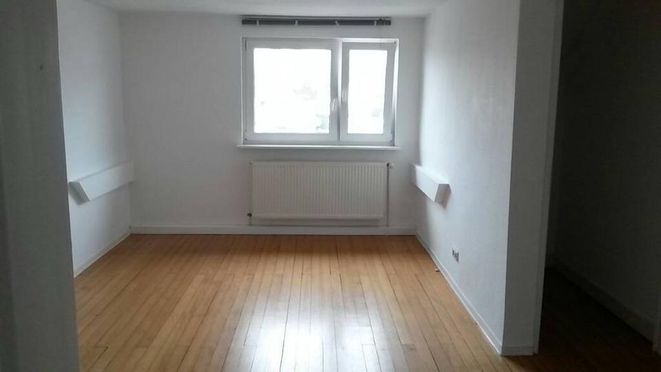 Etagenwohnung Saarbrücken Malstatt - 3 Zimmer, 70 m&sup2;, 500&euro; | Angebot:25402328