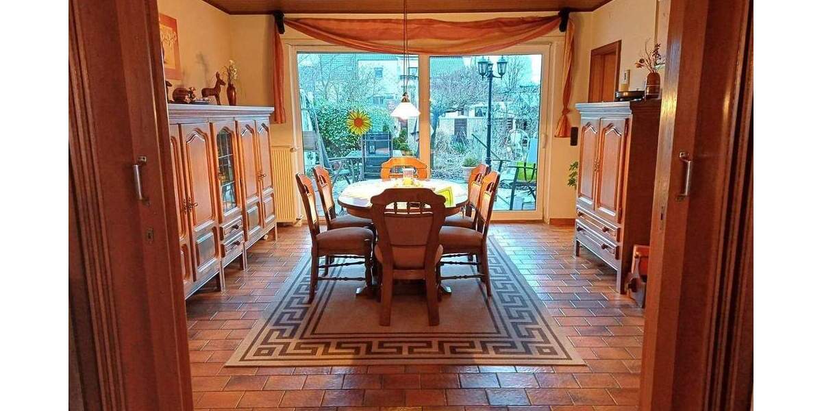 Mehrfamilienhaus, Wohnhaus Sankt Ingbert Rohrbach - 6 Zimmer, 225 m&sup2;, 345.000&euro; | Angebot:25683925