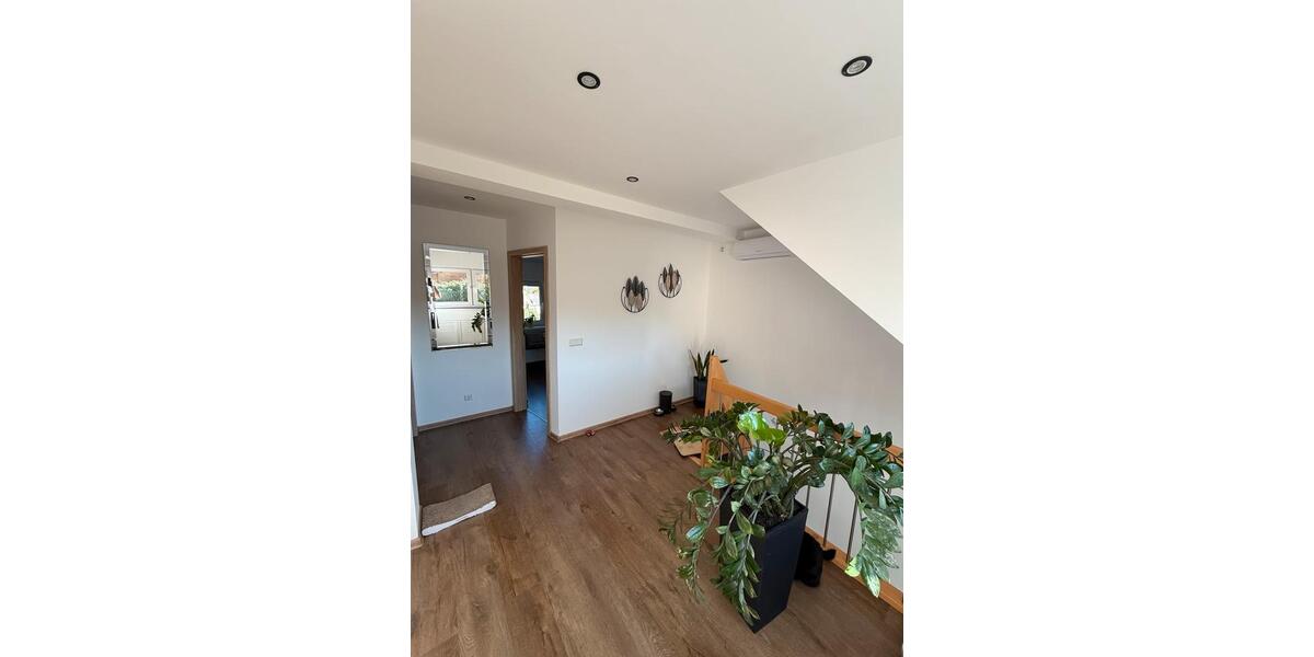 Reihenhaus Neunkirchen Kohlhof - 1 Zimmer, 96 m&sup2;, 235.000&euro; | Angebot:24284632
