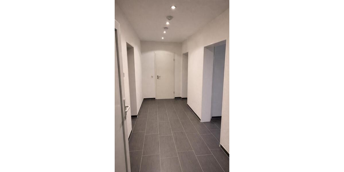 Etagenwohnung Sankt Ingbert - 3 Zimmer, 70 m&sup2;, 700&euro; | Angebot:25722975