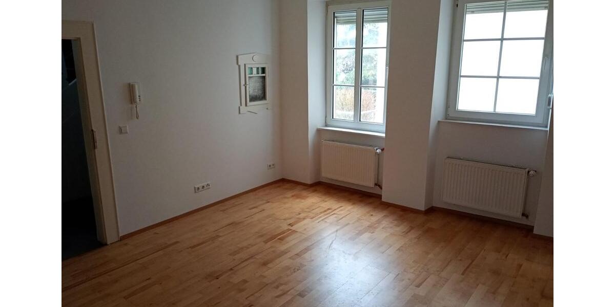 Hochparterre Sankt Ingbert - 2 Zimmer, 51 m&sup2;, 549&euro; | Angebot:25944435