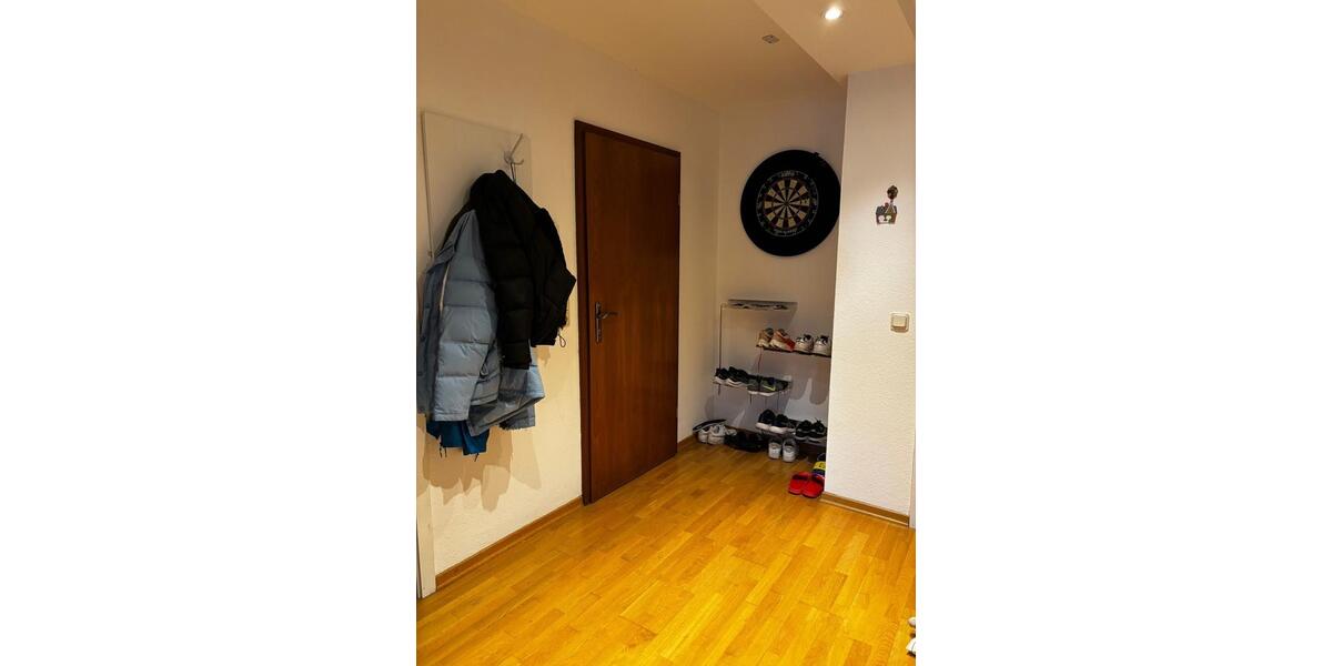 Dachgeschoßwohnung Saarbrücken St. Arnual - 3 Zimmer, 70 m&sup2;, 450&euro; | Angebot:25636583