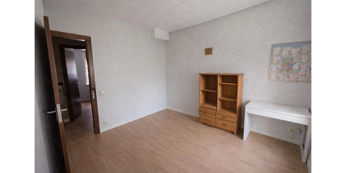 Etagenwohnung Saarbrücken West - 3 Zimmer, 70 m&sup2;, 490&euro; | Angebot:25368866