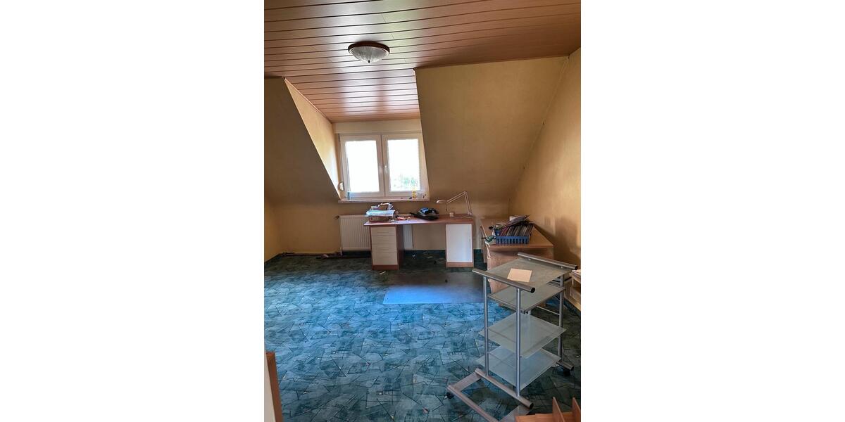 Reihenhaus Ottweiler - 6 Zimmer, 120 m&sup2;, 195.000&euro; | Angebot:25270020