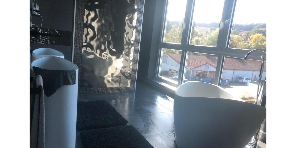 Maisonettenwohnung Ottweiler - 3 Zimmer, 143 m&sup2;, 1.485&euro; | Angebot:25632301