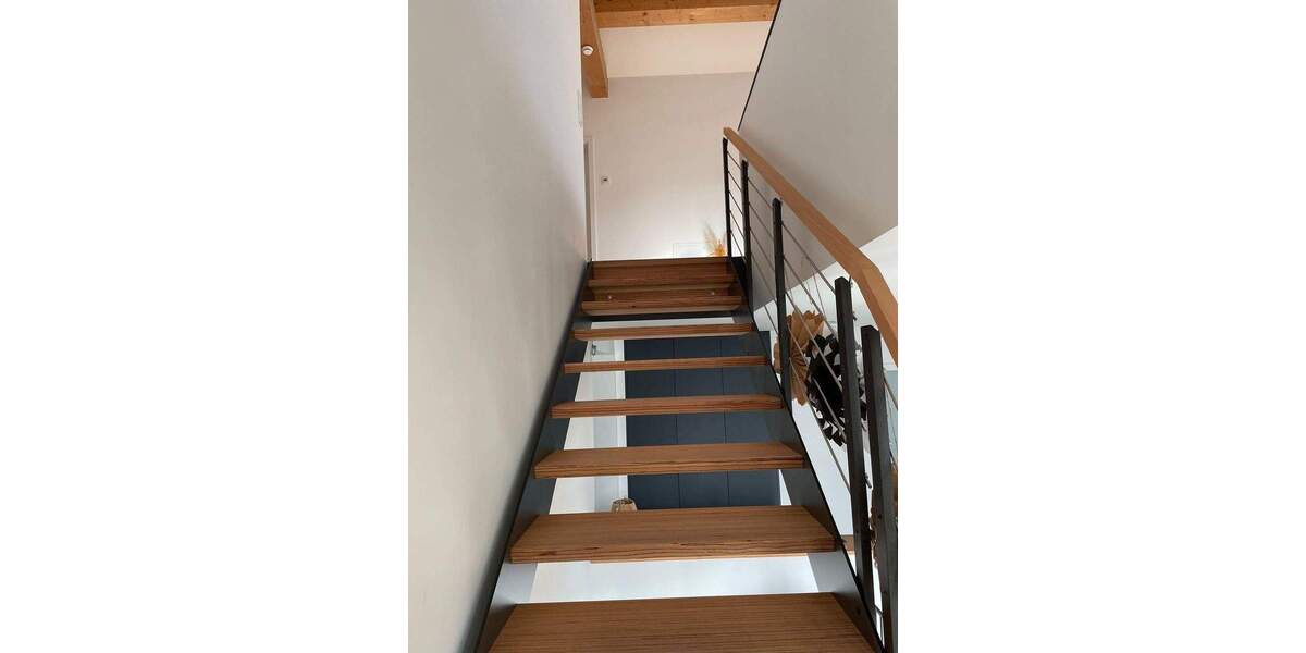 Einfamilienhaus Großrosseln - 9 Zimmer, 342 m&sup2;, 699.000&euro; | Angebot:25797882