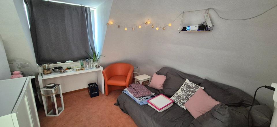 Dachgeschoßwohnung Saarbrücken Malstatt - 3 Zimmer, 54 m&sup2;, 135.000&euro; | Angebot:23312285