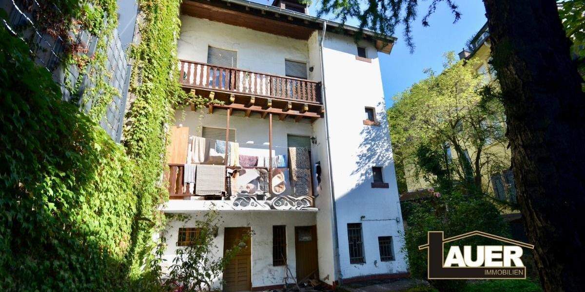 Mehrfamilienhaus, Wohnhaus Völklingen Stadtmitte - 9 Zimmer, 220 m&sup2;, 295.000&euro; | Angebot:25666078