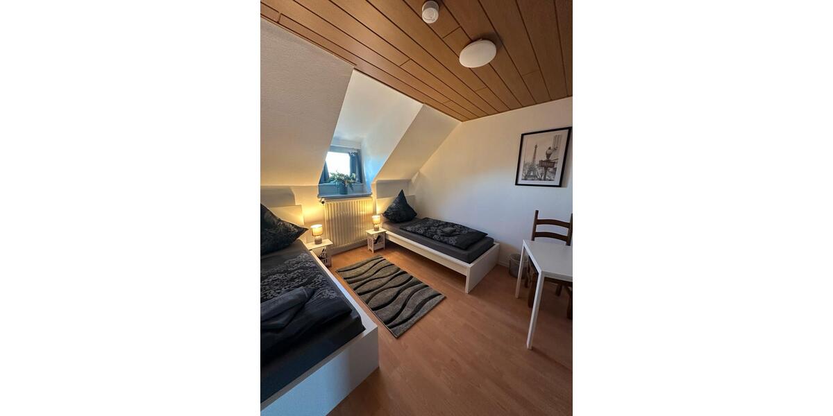 Etagenwohnung Friedrichsthal - 4 Zimmer, 95 m&sup2;, 15&euro; | Angebot:25307888