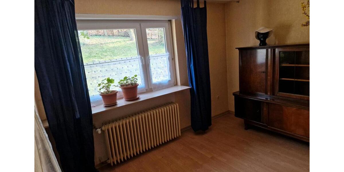 Einfamilienhaus Saarbrücken Malstatt - 6 Zimmer, 130 m&sup2;, 210.000&euro; | Angebot:24559740