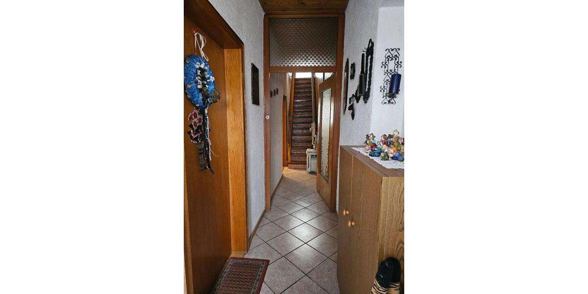 Reihenhaus Sankt Wendel - 10 Zimmer, 260 m&sup2;, 259.000&euro; | Angebot:26409338