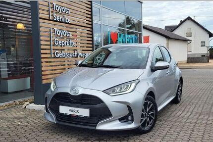 Toyota Yaris 15.000 km 18.990 &euro; Heusweiler 66265