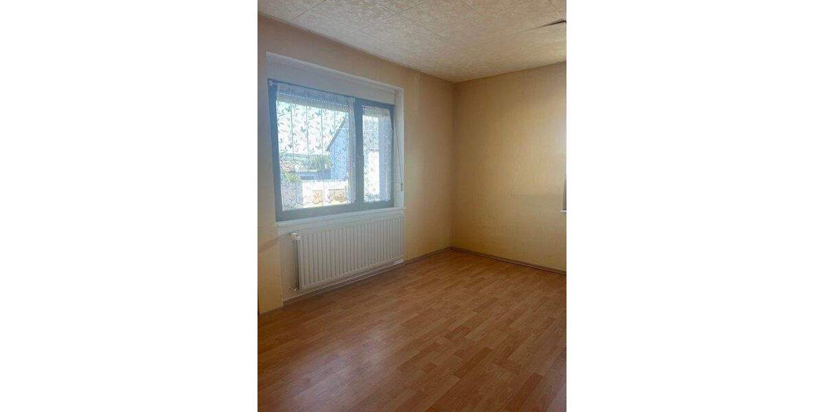 Einfamilienhaus Wallerfangen Ittersdorf - 8 Zimmer, 212 m&sup2;, 209.000&euro; | Angebot:25663151