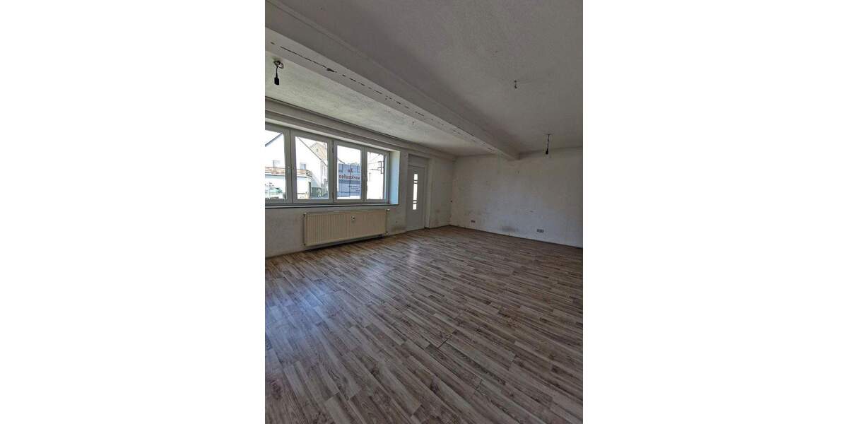 Mehrfamilienhaus, Wohnhaus Blieskastel Bierbach - 9 Zimmer, 220 m&sup2;, 159.000&euro; | Angebot:25760491