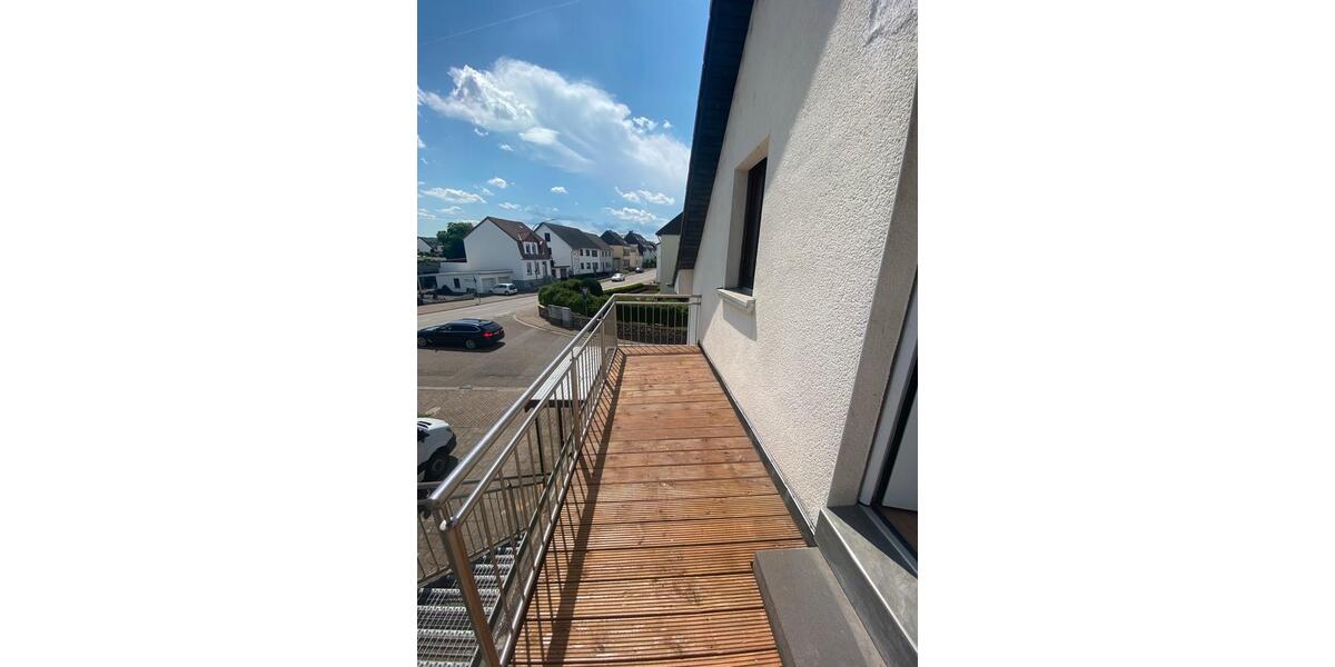 Dachgeschoßwohnung Saarlouis - 3 Zimmer, 81 m&sup2;, 820&euro; | Angebot:25712634