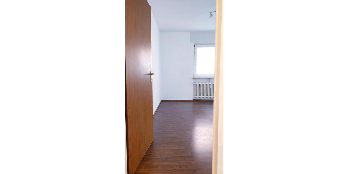 Etagenwohnung Saarbrücken Dudweiler - 1 Zimmer, 50 m&sup2;, 400&euro; | Angebot:25364538