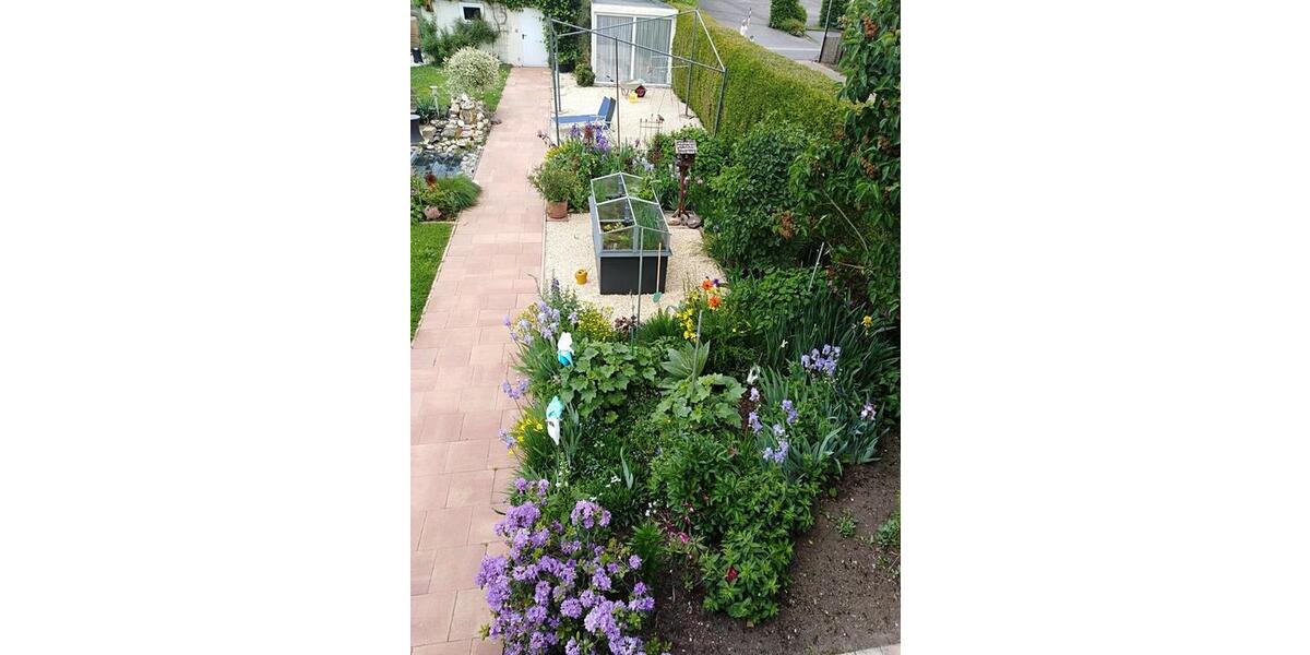 Einfamilienhaus Schwalbach - 10 Zimmer, 270 m&sup2;, 390.000&euro; | Angebot:23470755