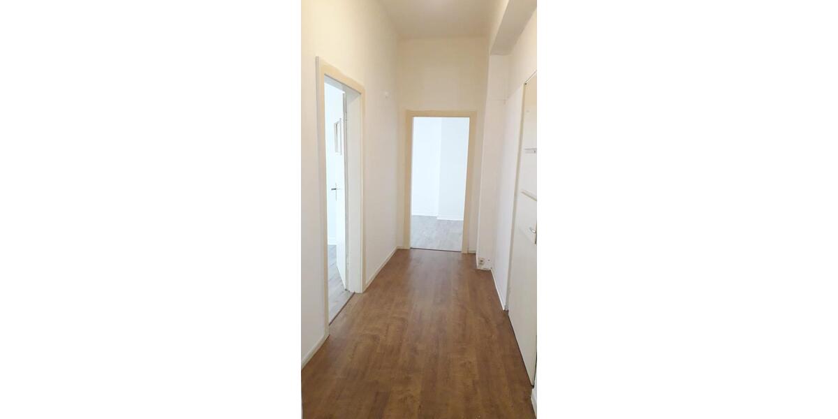 Etagenwohnung Saarbrücken Neue Bremm - 3 Zimmer, 85 m&sup2;, 850&euro; | Angebot:26516541