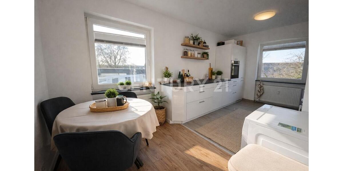 Etagenwohnung Saarbrücken Kieselhumes - 4 Zimmer, 84 m&sup2;, 1.090&euro; | Angebot:26381067