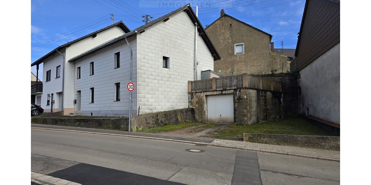 Modernisiertes Einfamilienhaus mit Einliegerwohnung Schmelz zentral - Einfamilienhaus Schmelz | Angebot:27333388