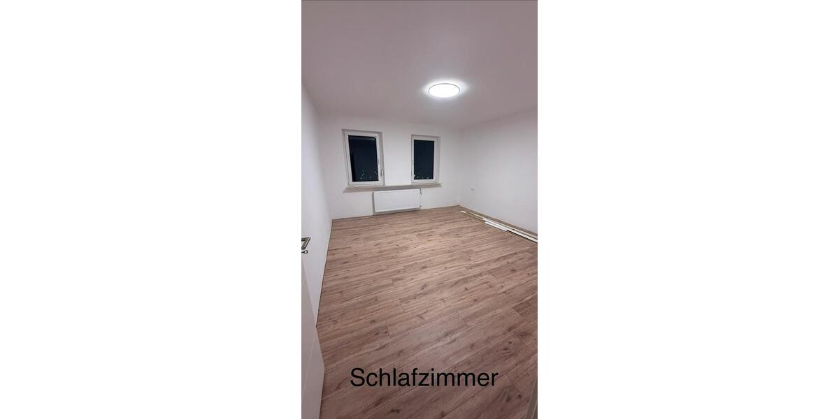 Etagenwohnung Völklingen - 4 Zimmer, 110 m&sup2;, 800&euro; | Angebot:25767936