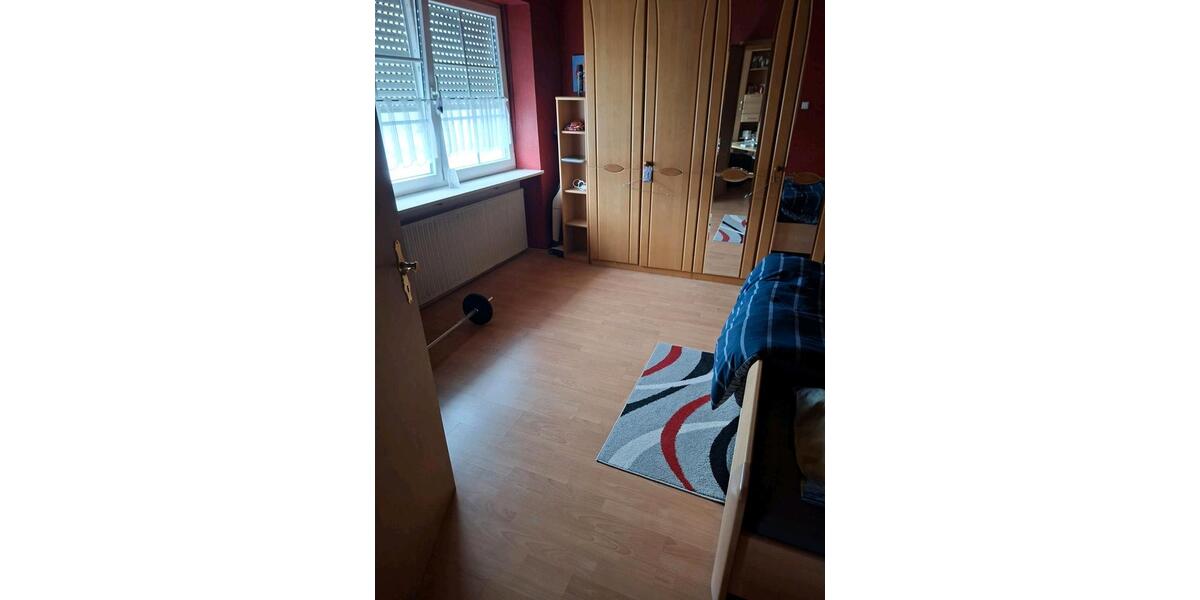 Etagenwohnung Illingen - 2 Zimmer, 58 m&sup2;, 670&euro; | Angebot:25870774