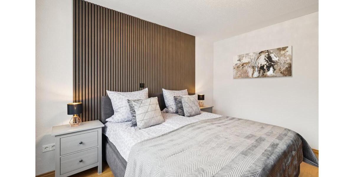 Hochparterre Homburg - 2 Zimmer, 54 m&sup2;, 1.680&euro; | Angebot:25415244