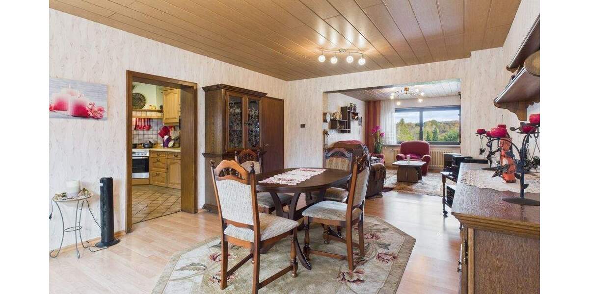 Einfamilienhaus Völklingen / Lauterbach Lauterbach - 6 Zimmer, 150 m&sup2;, 195.000&euro; | Angebot:25687885