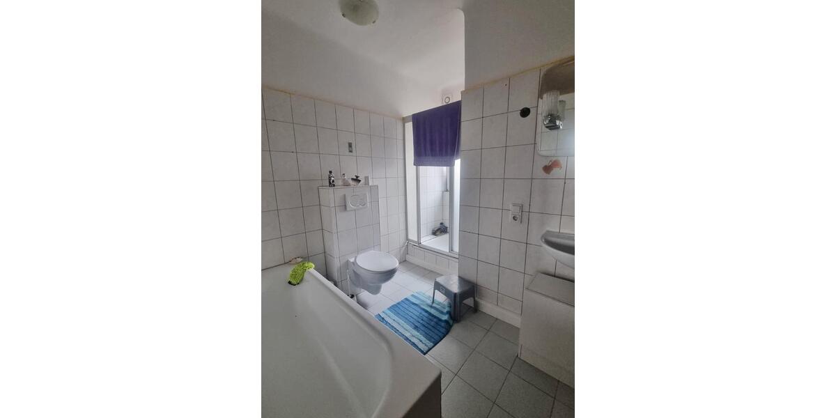 Etagenwohnung Bexbach - 4 Zimmer, 120 m&sup2;, 850&euro; | Angebot:26660094