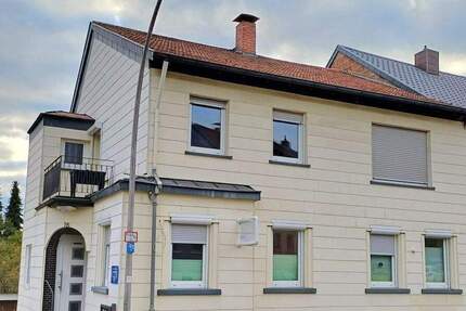 Haus Sankt Ingbert Rohrbach - 9 Zimmer, 280 m&sup2;, 269.000&euro; | Angebot:25683928