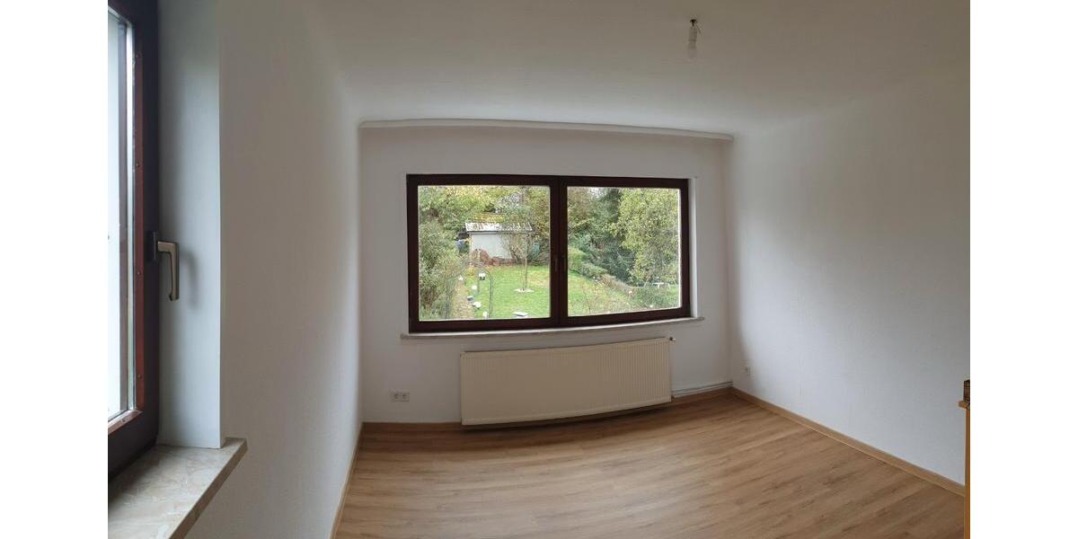 Etagenwohnung Saarbrücken Neue Bremm - 3 Zimmer, 70 m&sup2;, 850&euro; | Angebot:25905772