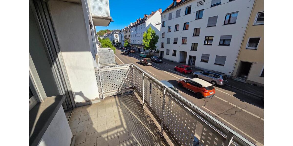Etagenwohnung Saarbrücken Neue Bremm - 3 Zimmer, 80 m&sup2;, 760&euro; | Angebot:26689396