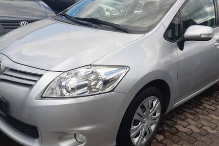 Toyota Auris 72.000 km 7.990 &euro; Saarlouis 66740
