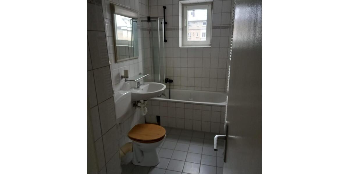 Etagenwohnung Zweibrücken - 3 Zimmer, 78 m&sup2;, 590&euro; | Angebot:25792300