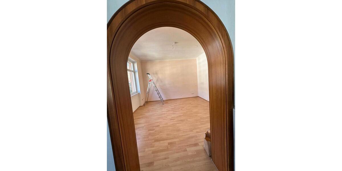 Etagenwohnung Saarbrücken Eschberg - 3 Zimmer, 100 m&sup2;, 750&euro; | Angebot:25366214