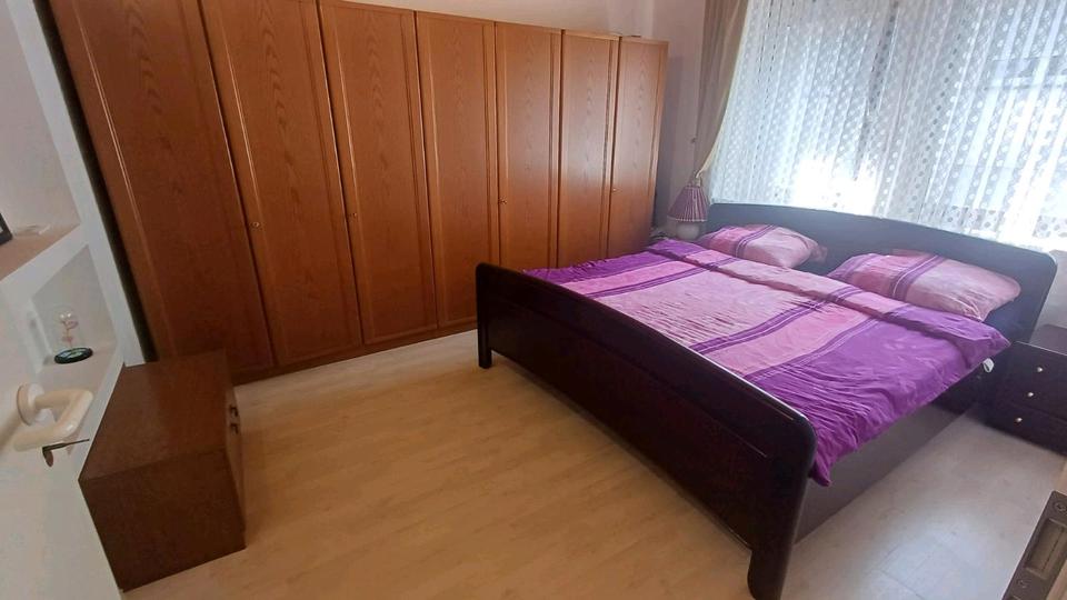 Doppelhaushälfte Bexbach - 11 Zimmer, 174 m&sup2;, 310.000&euro; | Angebot:26429293