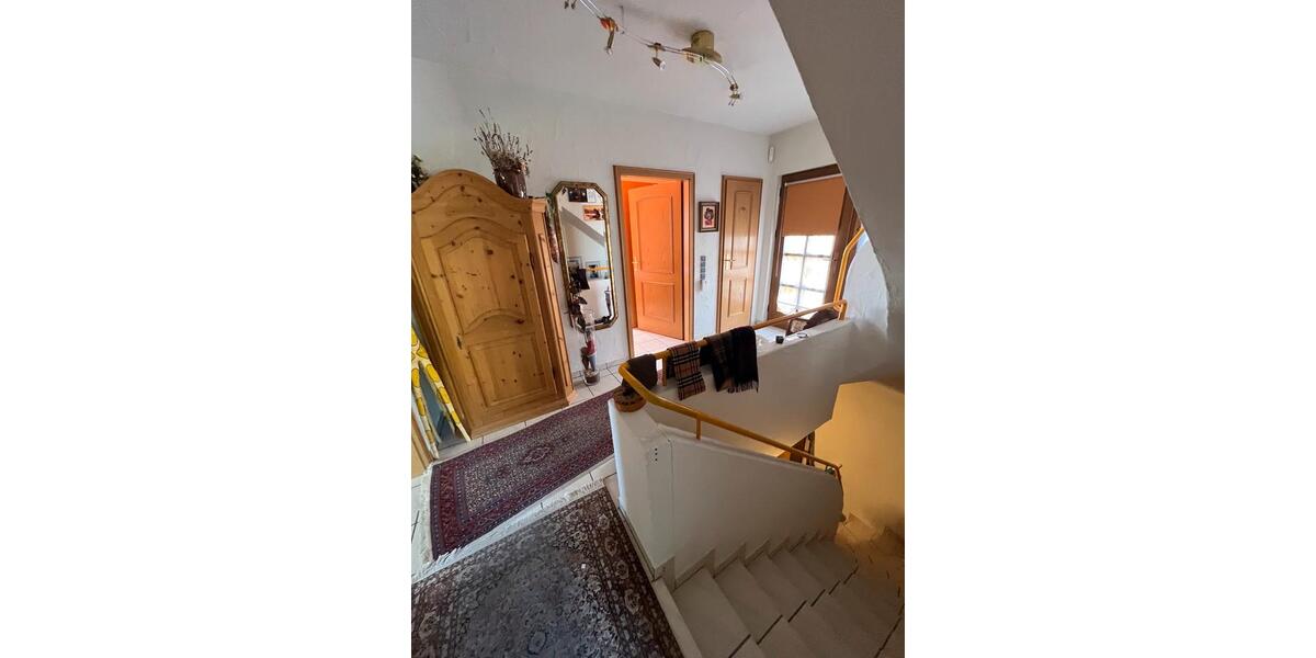 Einfamilienhaus Saarbrücken West - 5 Zimmer, 200 m&sup2;, 550.000&euro; | Angebot:26806875
