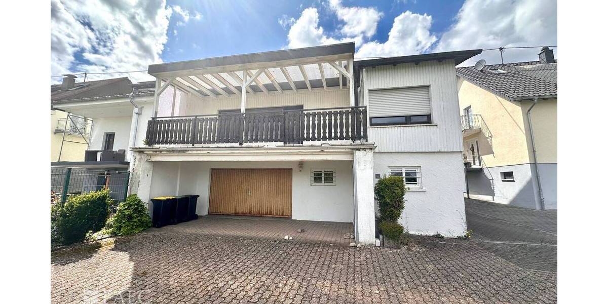 Einfamilienhaus Saarwellingen Schwarzenholz - 8 Zimmer, 190 m&sup2;, 189.000&euro; | Angebot:26730955